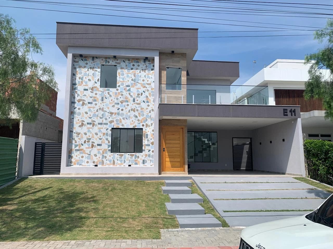 Casa de alto padrão 4 suíte e piscina